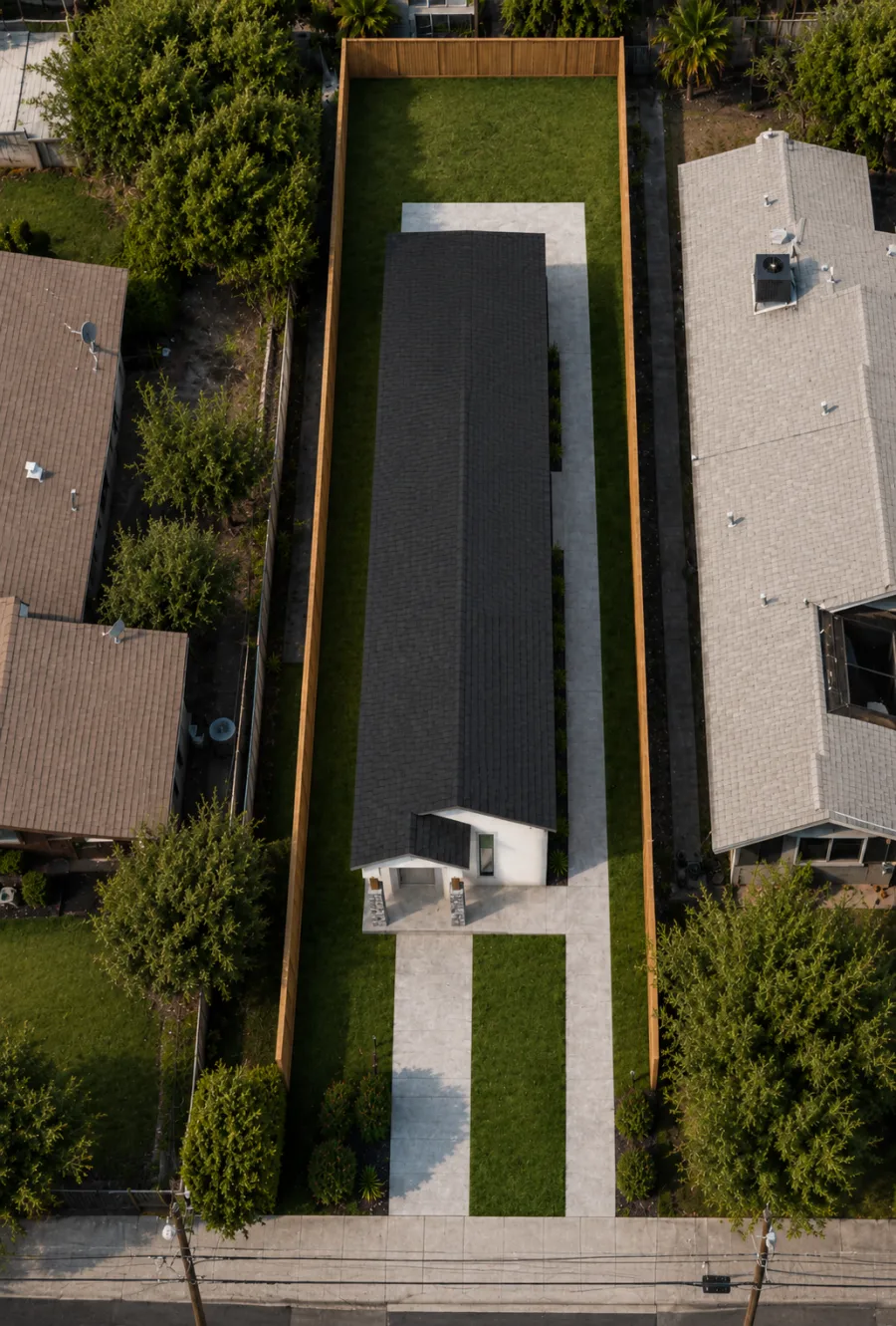 SINGLE RESIDENCE